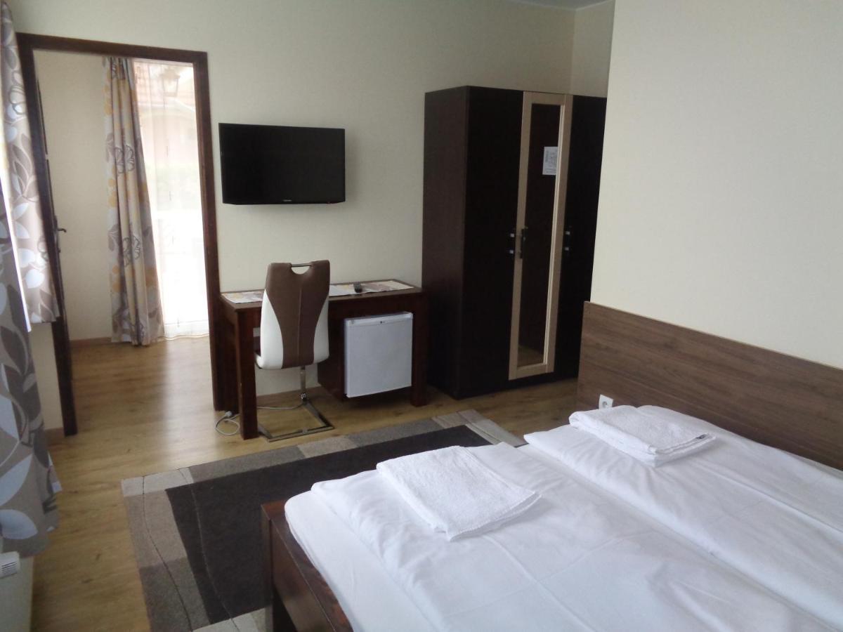 Médea Apartman Bük Esterno foto
