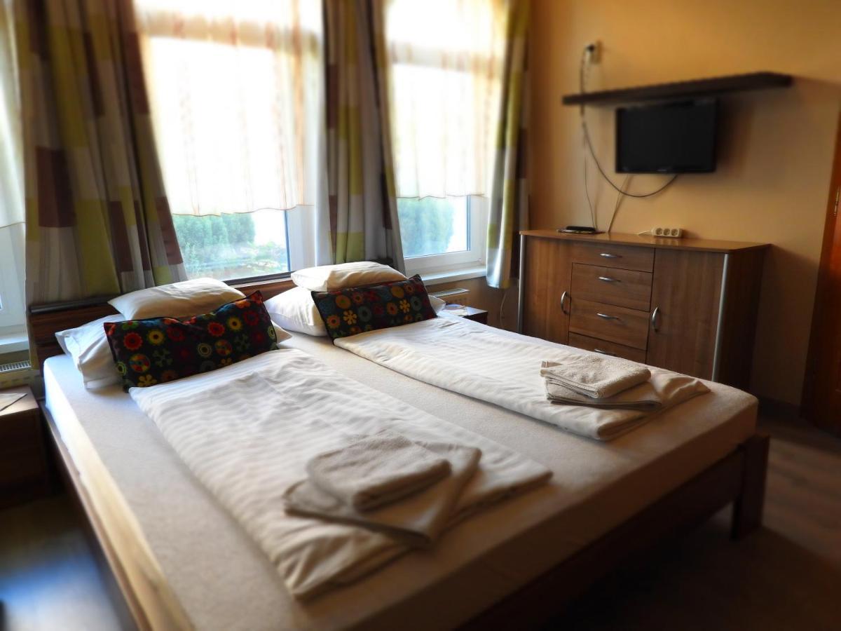 Médea Apartman Bük Esterno foto