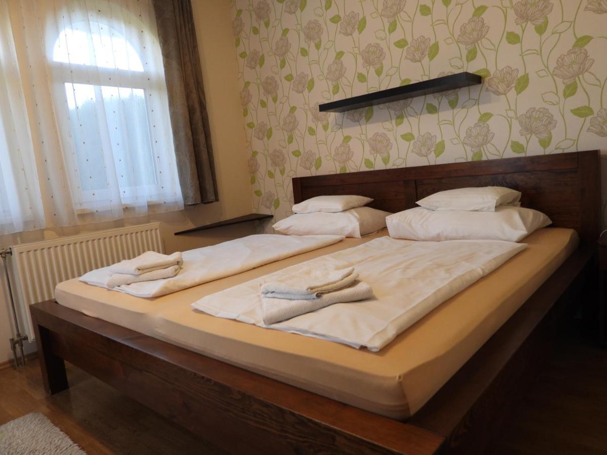 Médea Apartman Bük Esterno foto