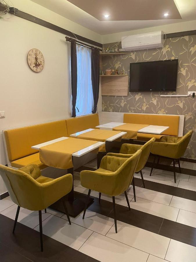 Médea Apartman Bük Esterno foto